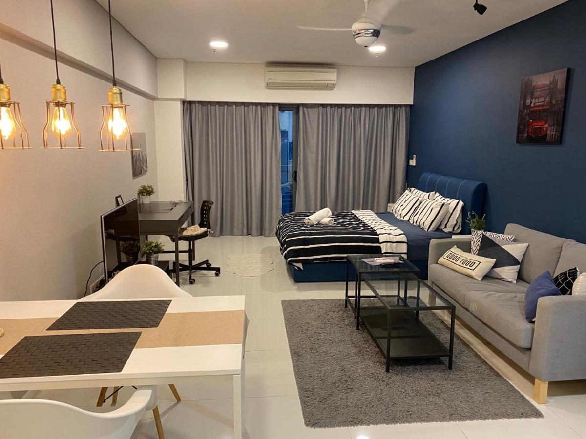 Summer Suites Klcc By Whollmark Куала Лумпур Екстериор снимка