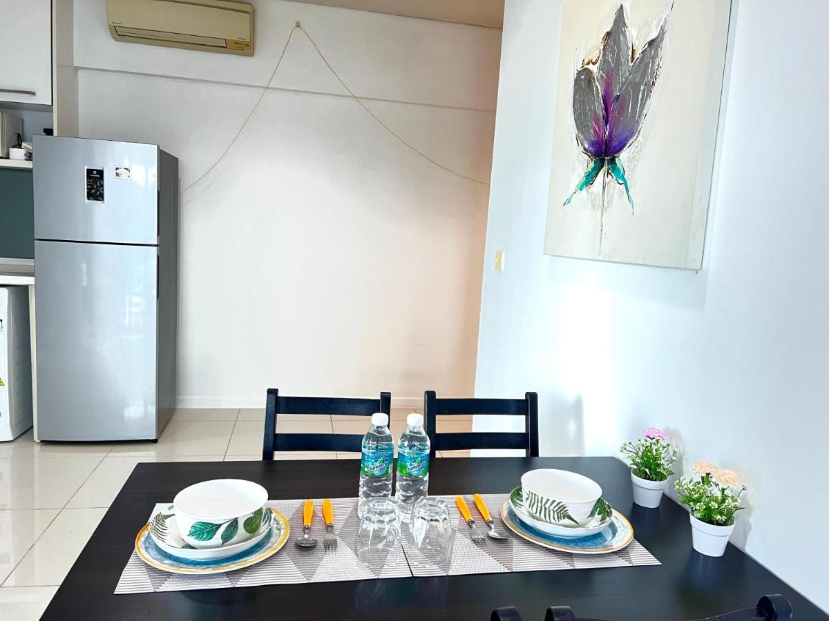 Summer Suites Klcc By Whollmark Куала Лумпур Екстериор снимка