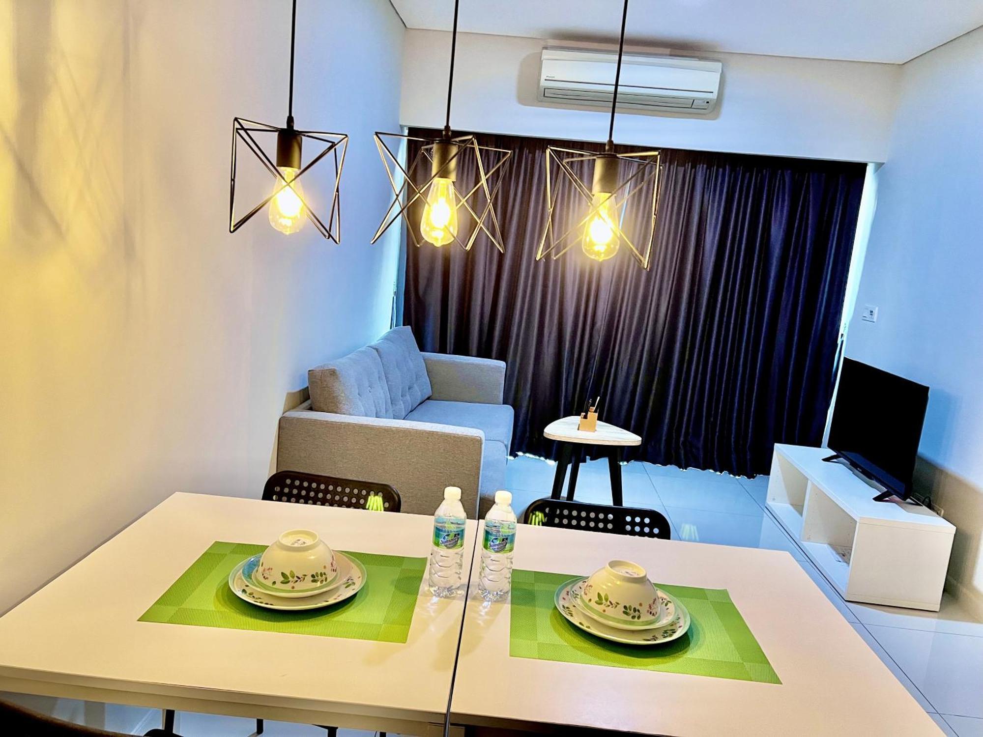 Summer Suites Klcc By Whollmark Куала Лумпур Екстериор снимка